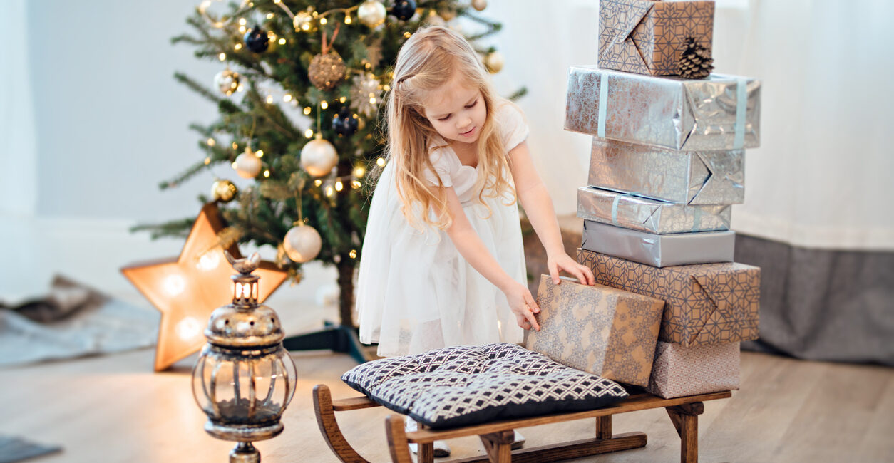 Christmas Decoration Concepts for Youngsters